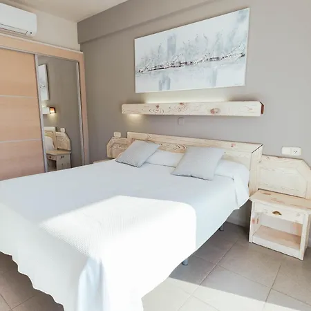 S'agoita ホテル 3*