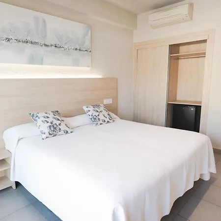 S'agoita ホテル 3*