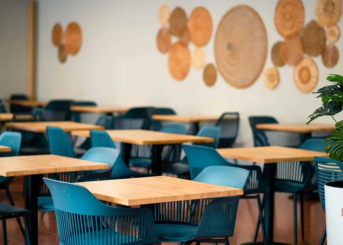 فندق S'agoita 3*