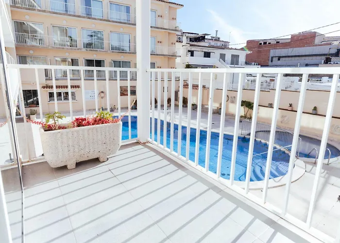 S'agoita 3* بلاتجا ذارو